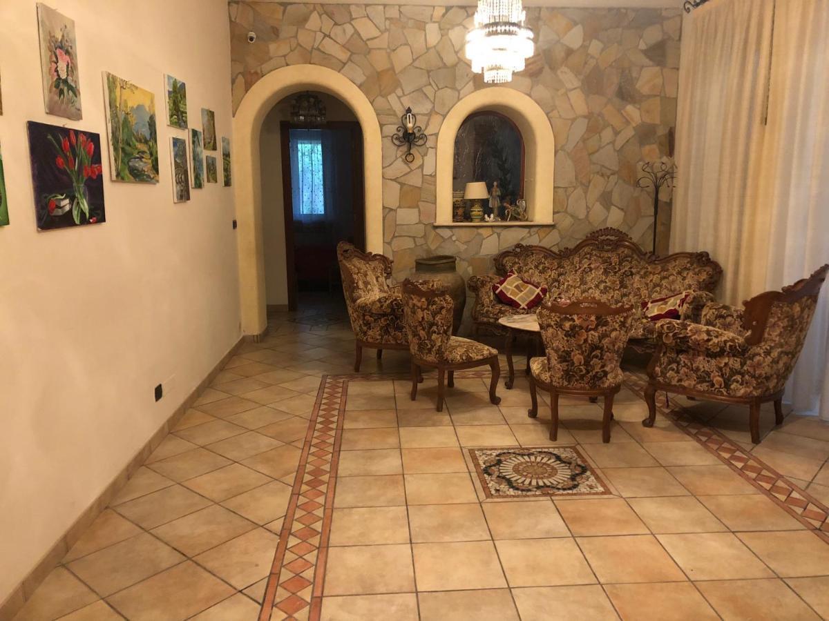 Marinette Bed & Breakfast Barcellona-Pozzo di Gotto Exterior photo